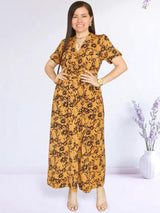 MAXIVESTIDO CAMISERO CON PRETINA ESTAMPADO MOSTAZA