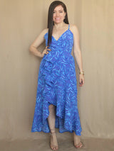 MAXIVESTIDO TIRAS CON VUELO ESPIRAL ESTAMPADO AZUL