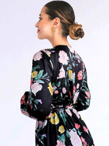 MAXIVESTIDO ENVOLVENTE CON VUELOS ESTAMPADO NEGRO (O)