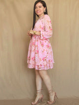 VESTIDO CORTO 2 CAPAS ESTAMPADO ROSA