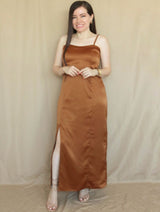 MAXIVESTIDO TIRAS ESPALDA MULTIAGUJA TOFFEE ENTERO