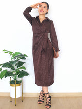 MAXIVESTIDO CRUZADO CON AMARRE CHOCOLATE