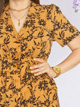 MAXIVESTIDO CAMISERO CON PRETINA ESTAMPADO MOSTAZA