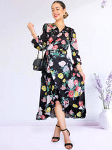 MAXIVESTIDO ENVOLVENTE CON VUELOS ESTAMPADO NEGRO (O)