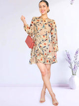 VESTIDO CORTO ENVOLVENTE CON VUELOS ESTAMPADO BEIGE