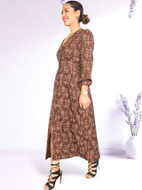 MAXIVESTIDO CAMISERO CON PRETINA ESTAMPADO CHOCOLATE