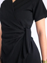 VESTIDO MIDI CRUZADO CON AMARRE NEGRO ENTERO